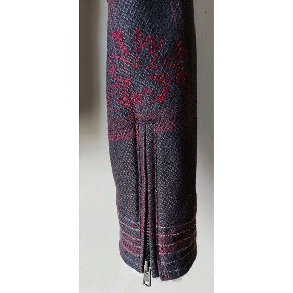 Mountain Hardwear Women's Commotion Retro Motion Black Plaid Lined Jacket Size S - Picture 3 of 5